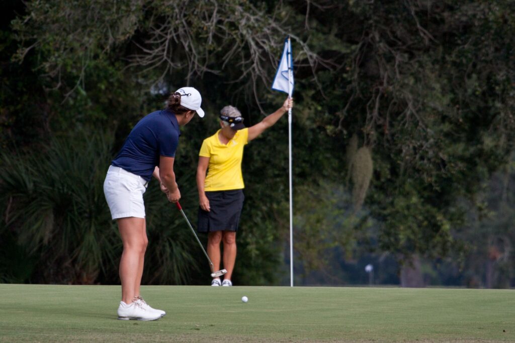 Rookie Mistakes Left-Handed Golfers Make When Holding the Club